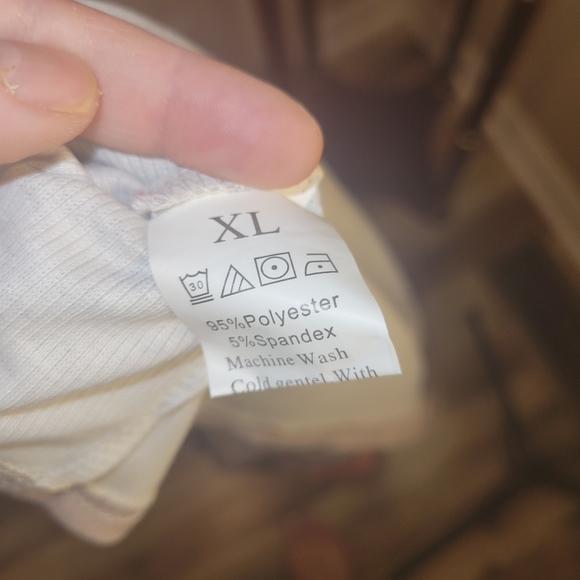 NWOT Aztec Print Ribbed Grey Peach Tank Top - Picture 7 of 7